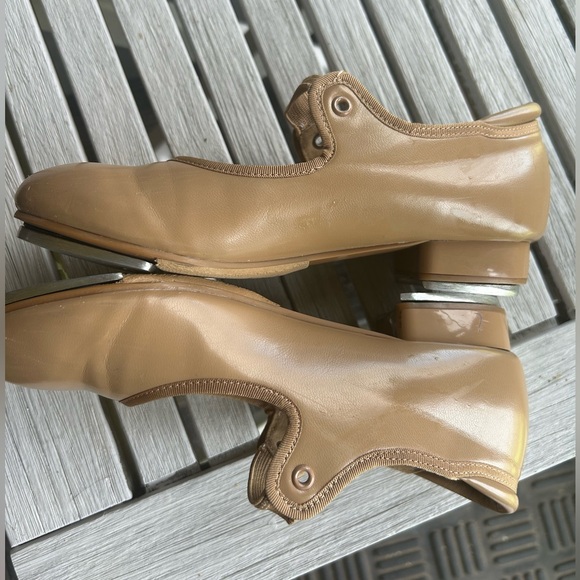 🌖 balera tap shoes tan size 4.0A medium style B60 - Picture 3 of 9